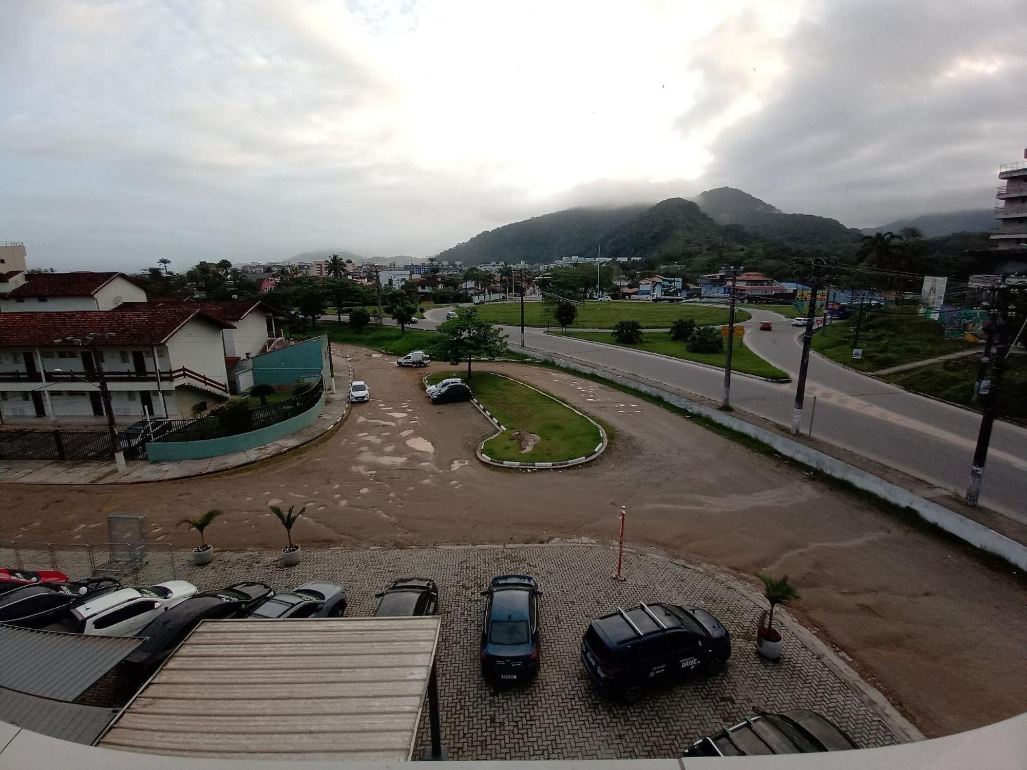 Moreira Apto. Proximo A Praia Grande Ubatuba Eksteriør bilde